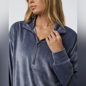 NWT Vuori Haven Half Zip